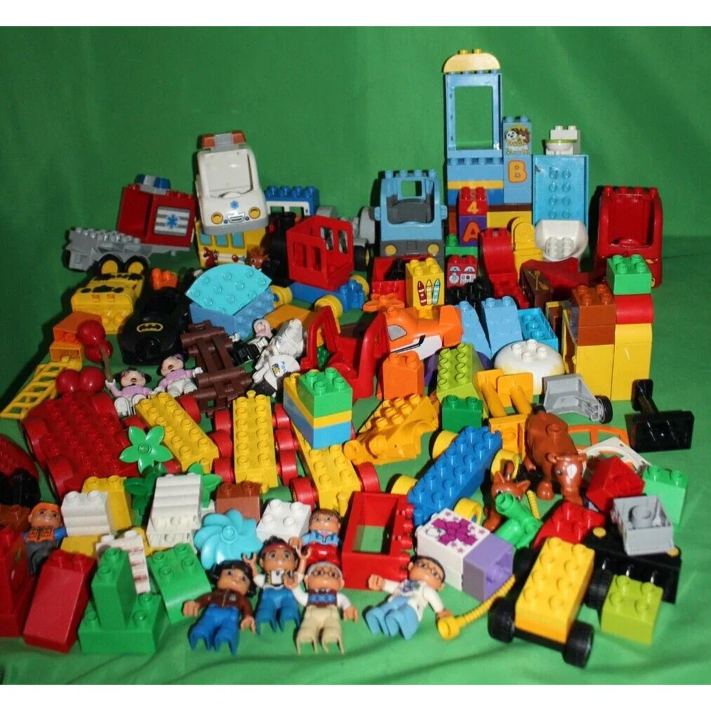 Over 160 pieces Lego Disney Mickey Mouse Club House Diego Parts Vehicles Animals
